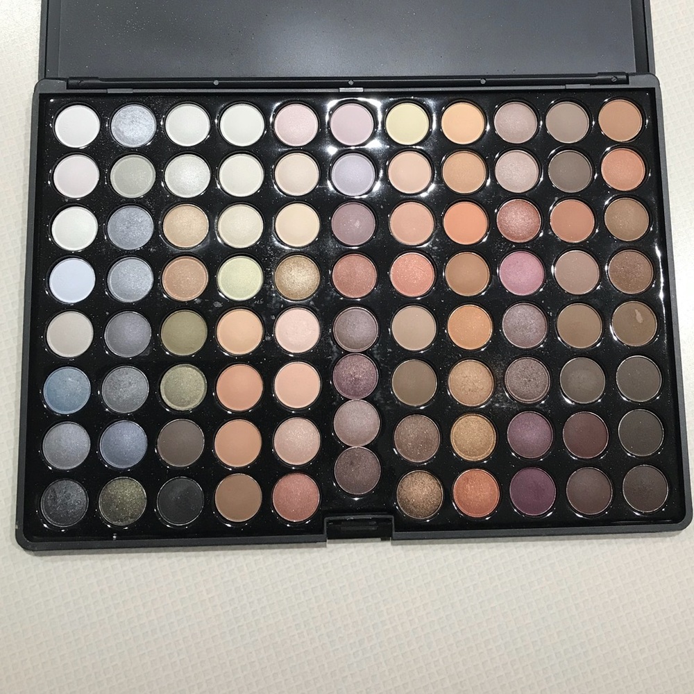 Coastal Scents 88 Warm Palette